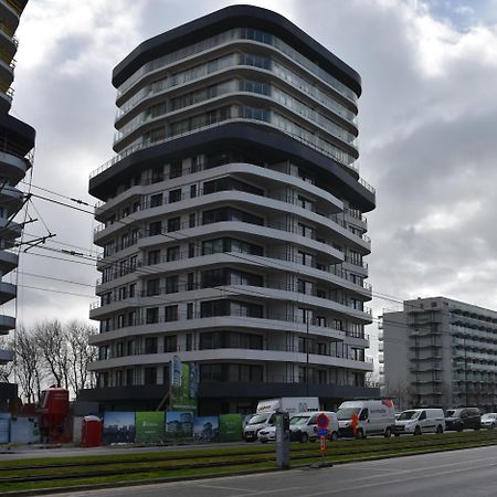 Lichtrijk 2-Slaapkamerappartement Met Zeezicht En Gratis Parking Остенде Экстерьер фото