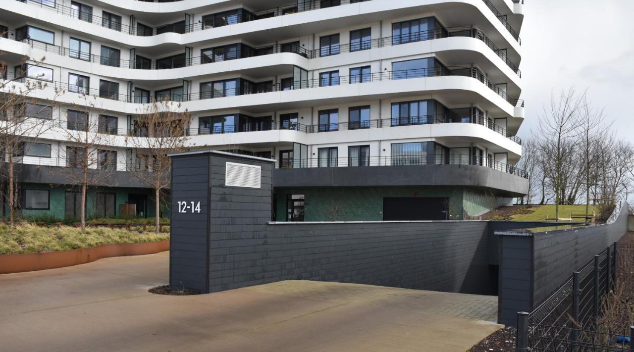 Lichtrijk 2-Slaapkamerappartement Met Zeezicht En Gratis Parking Остенде Экстерьер фото