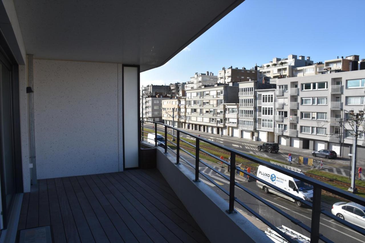 Lichtrijk 2-Slaapkamerappartement Met Zeezicht En Gratis Parking Остенде Экстерьер фото
