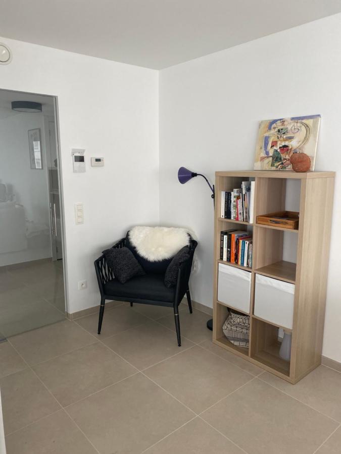Lichtrijk 2-Slaapkamerappartement Met Zeezicht En Gratis Parking Остенде Экстерьер фото