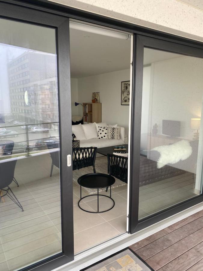 Lichtrijk 2-Slaapkamerappartement Met Zeezicht En Gratis Parking Остенде Экстерьер фото
