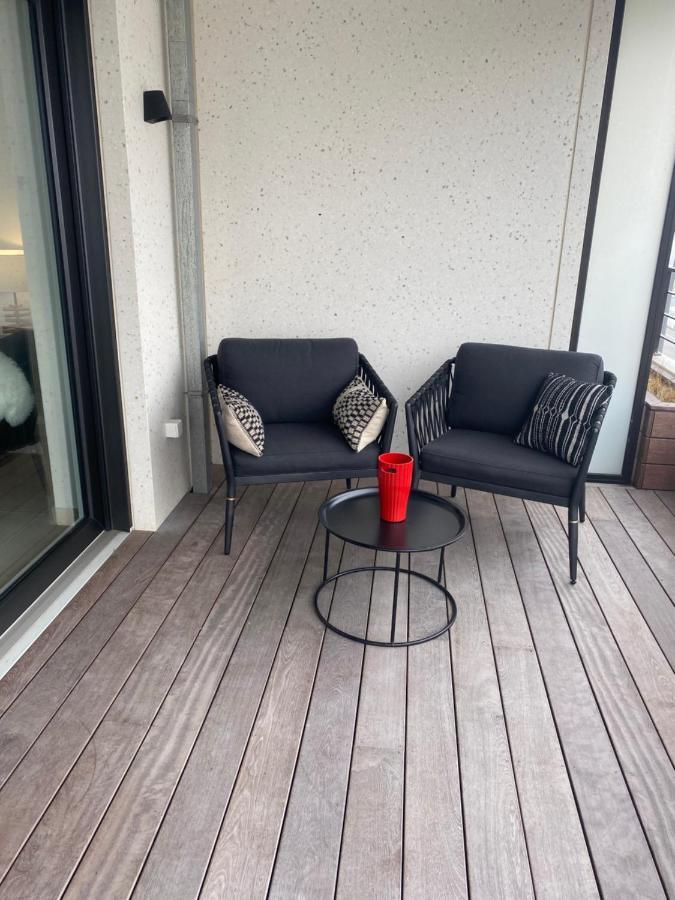 Lichtrijk 2-Slaapkamerappartement Met Zeezicht En Gratis Parking Остенде Экстерьер фото