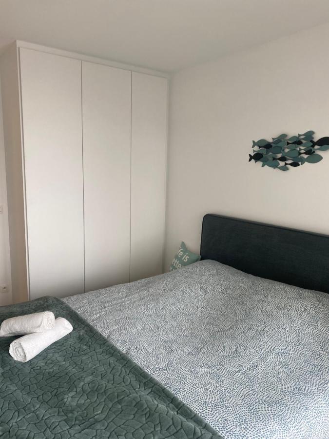 Lichtrijk 2-Slaapkamerappartement Met Zeezicht En Gratis Parking Остенде Экстерьер фото